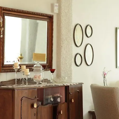 Liotopi Casa de hóspedes 2*