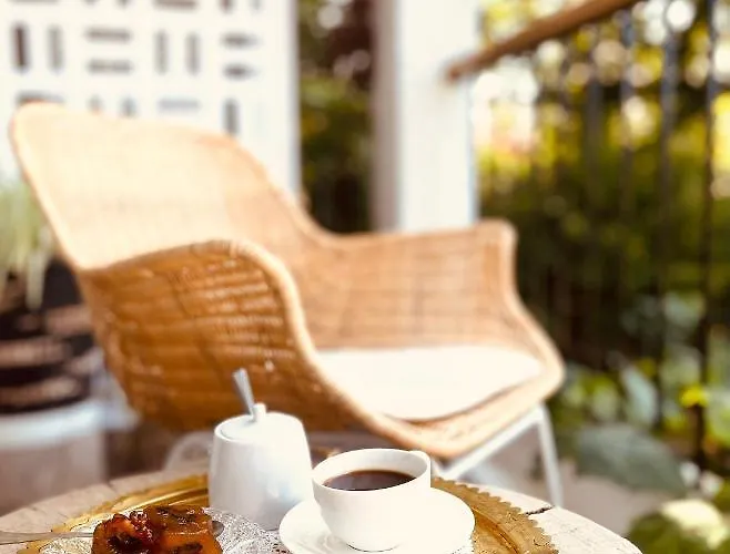 Liotopi Guest house 2*