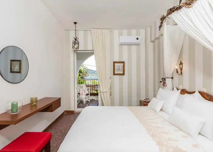 Guest house Liotopi 2*