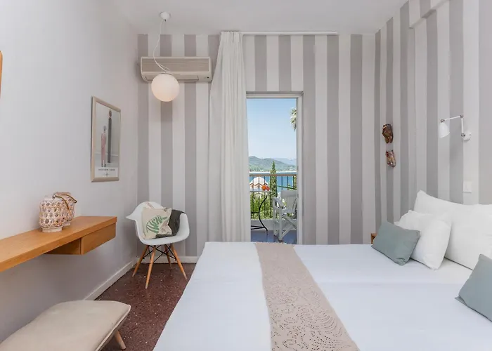 Guest house Liotopi 2*